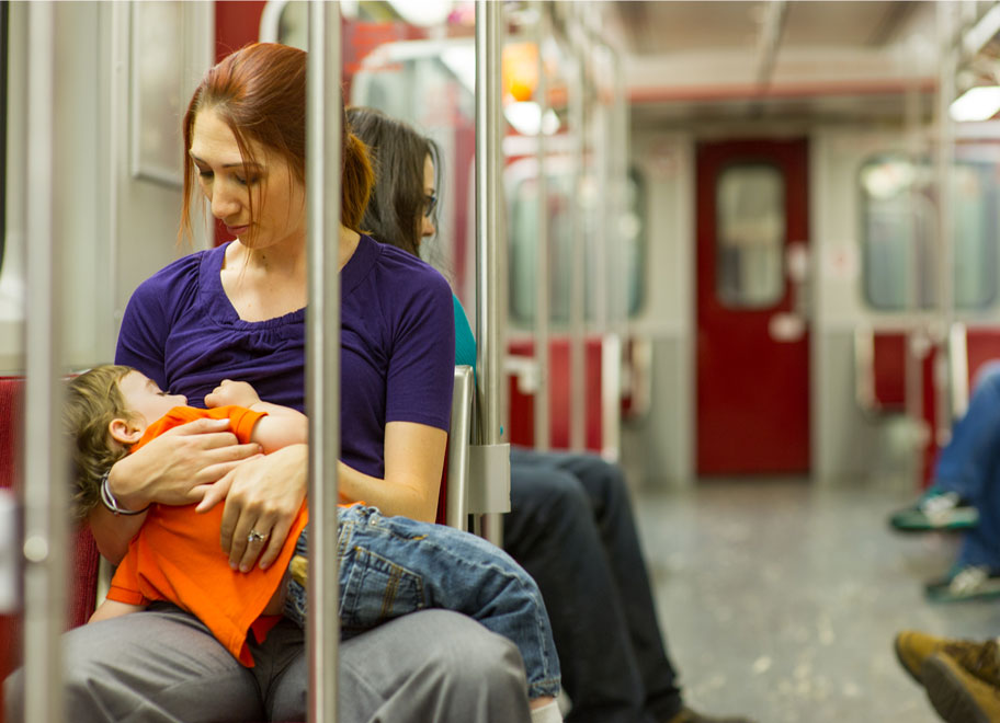 Breastfeeding and Pumping on the Go